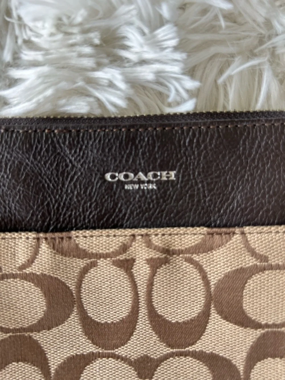Coach | Signature C Canvas Crossbody
